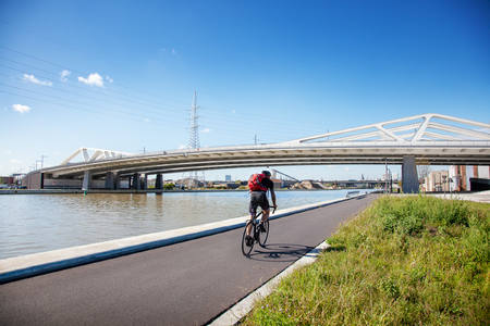 Theunis Bridge in Merksem wins the 2022 Architecture MasterPrize 